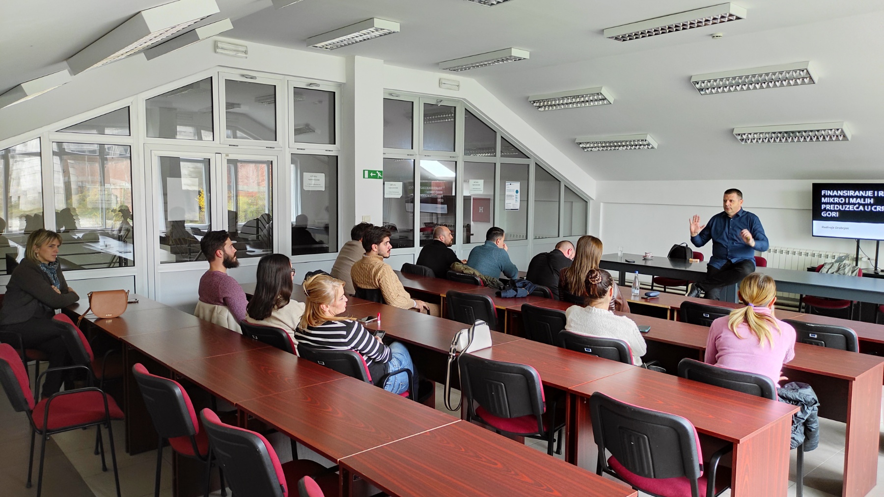 Seminar “Innovative Approaches to Fundraising for SMEs” Held in Berane